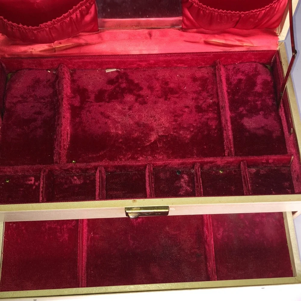 Vintage Red Velvet Jewelry Box